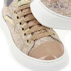 23132051 - Nude Dore