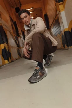 C1216 - Gris Taupe