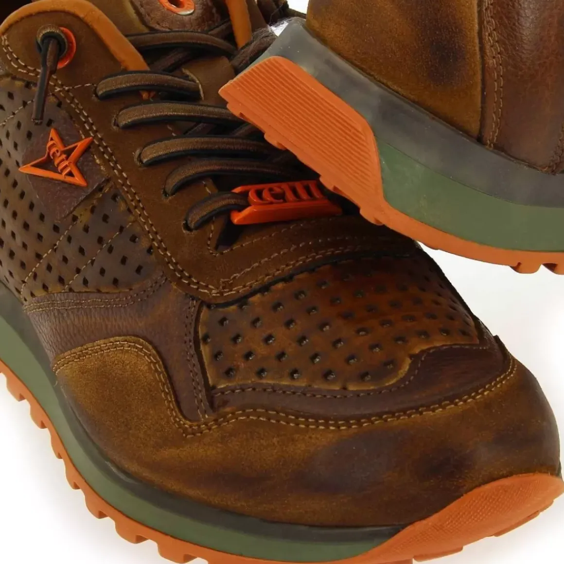 C 848 H23 - Cognac Orange